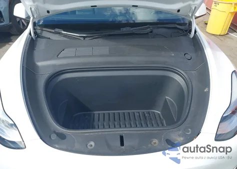 2021 Tesla Model Y Standard Range Rear-Wheel Drive from USA, damaged, VIN 5YJYGDED0MF133544